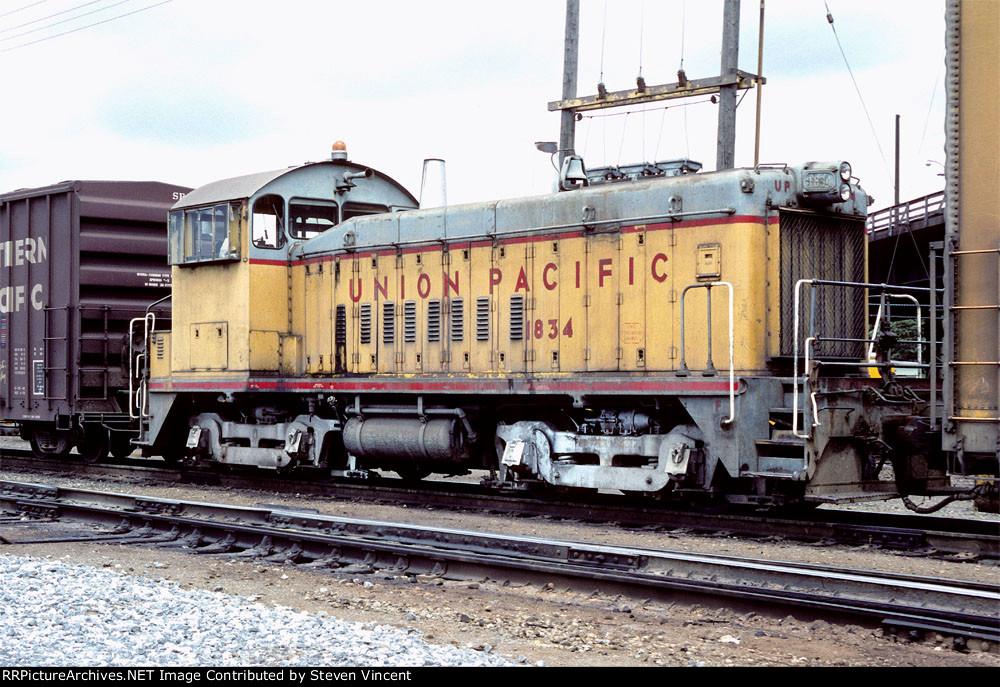 Union Pacific SW9 UP #1834